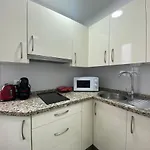 Piso Junto Al Hospital Macarena